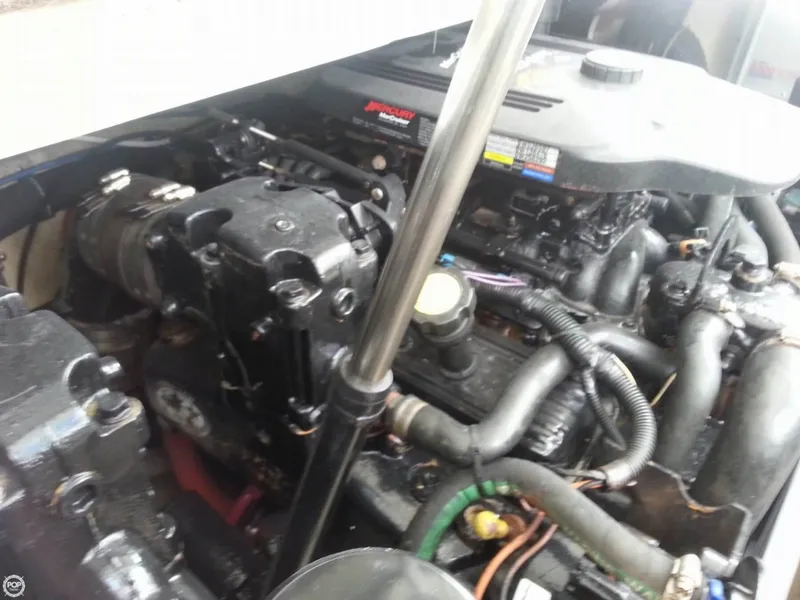 Slide: The Image of Formula 27 PC Cruiser 2005 - 11
