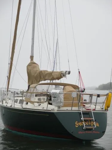 Slide: The Image of Sabre 34 Targa MkII Aft Cabin 1989 - 2