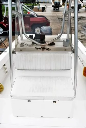 Slide: The Image of Regulator Marine 21 FS 2003 - 4