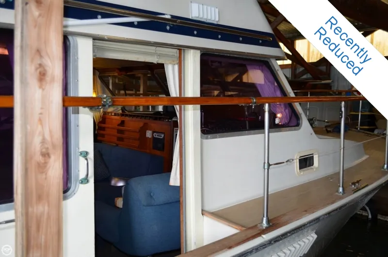Slide: The Image of Tollycraft 40 Tri Cabin 1977 - 3