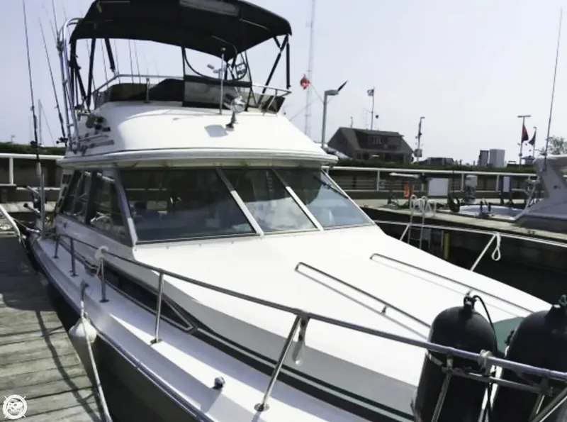 Slide: The Image of Sea Ray 340 Sedan Bridge 1987 - 1