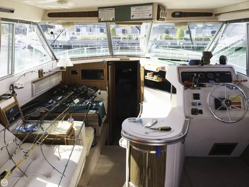 Slide: The Image of Sea Ray 340 Sedan Bridge 1987 - 4