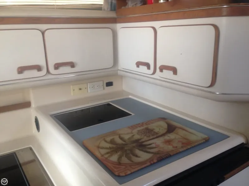 Slide: The Image of Sea Ray 330 Express Cruiser 1993 - 11