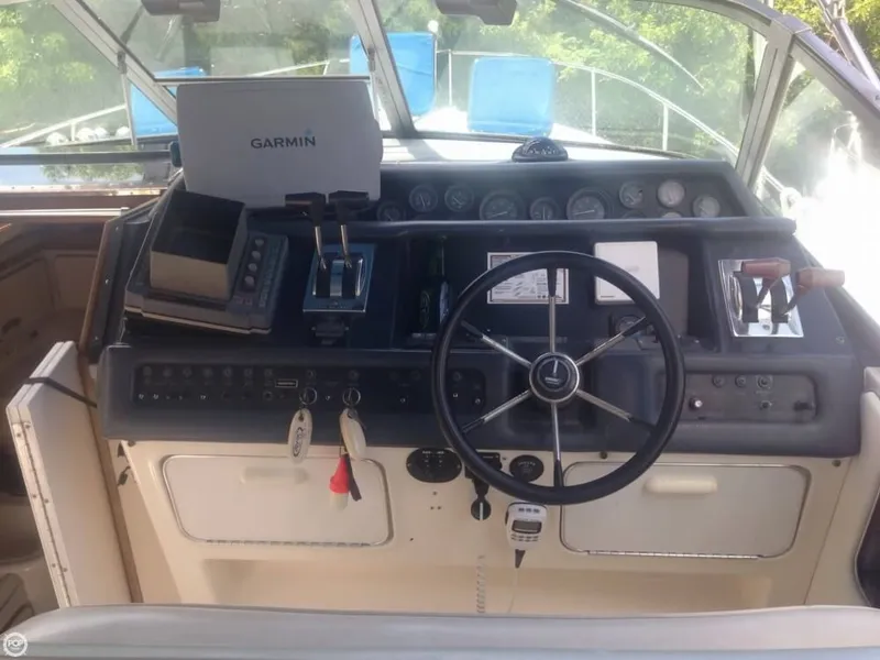 Slide: The Image of Sea Ray 330 Express Cruiser 1993 - 6