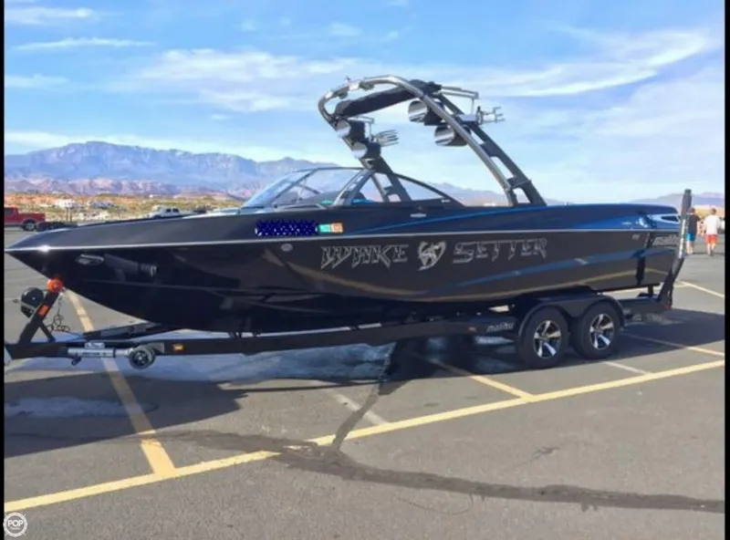 Slide: The Image of Malibu Wakesetter 247 LSV 2012 - 2