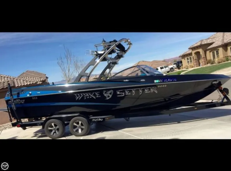 Slide: The Image of Malibu Wakesetter 247 LSV 2012 - 4