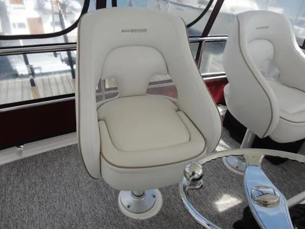Slide: The Image of Silverton 45 Convertible 2006 - 7