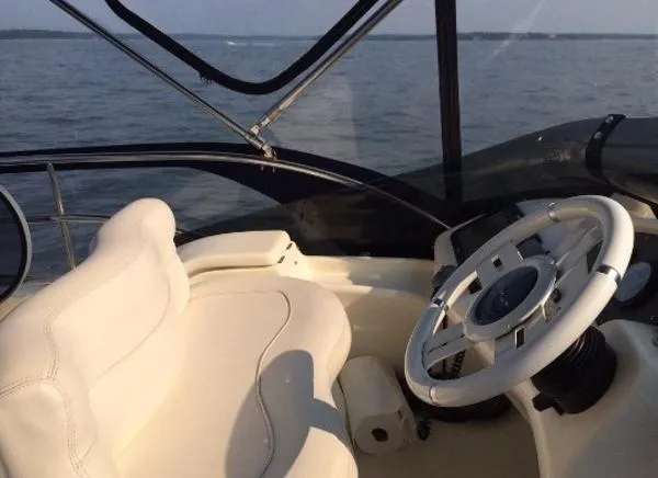 Slide: The Image of Azimut 42 2005 - 5