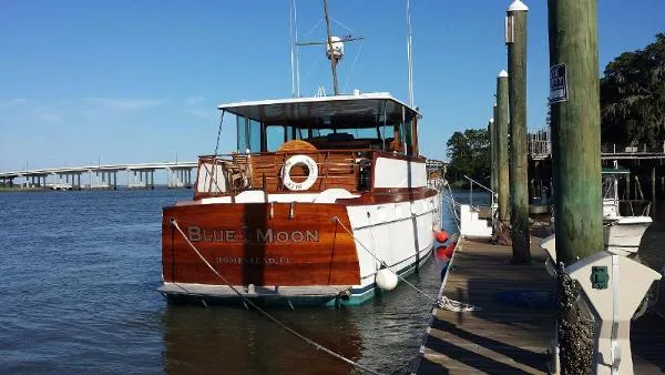 Slide: The Image of Trumpy Motoryacht 1963 - 3