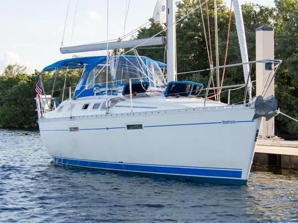 Slide: The Image of Beneteau 370 Oceanis 1992 - 3