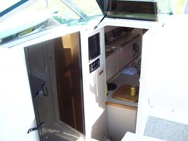 Slide: The Image of Wellcraft 2700 Martinque 1994 - 3