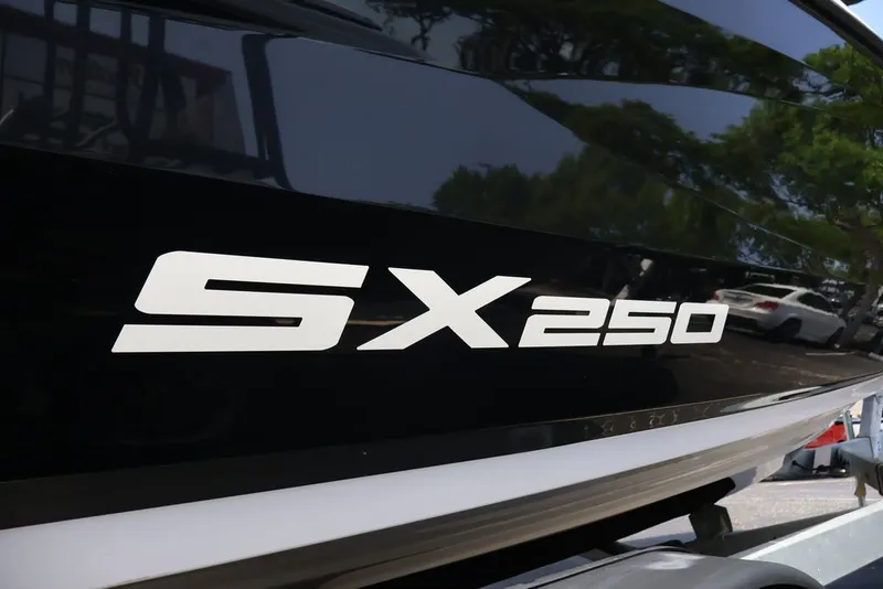 Slide: The Image of Yamaha SX250 2026 - 7