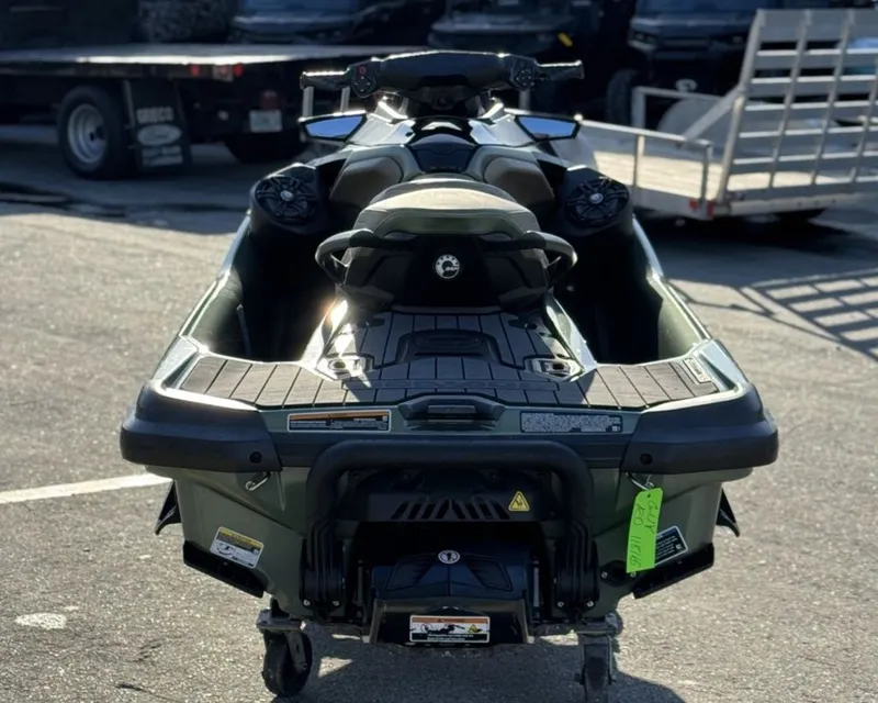 Slide: The Image of Sea-Doo GTX 300 iBR with Audio 2022 - 3