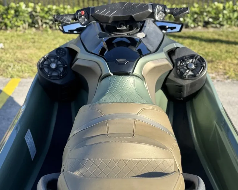 Slide: The Image of Sea-Doo GTX 300 iBR with Audio 2022 - 7