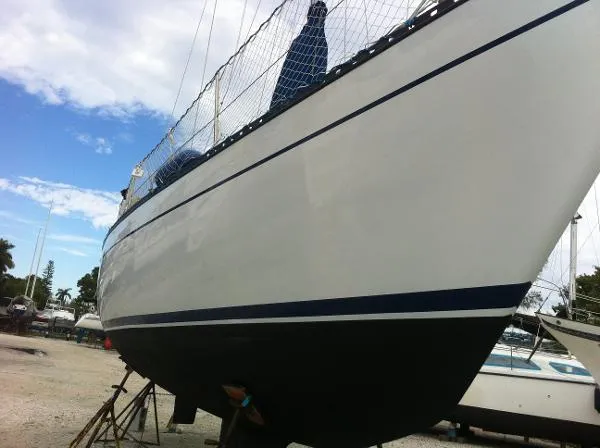 Slide: The Image of Tartan Sloop 1985 - 6
