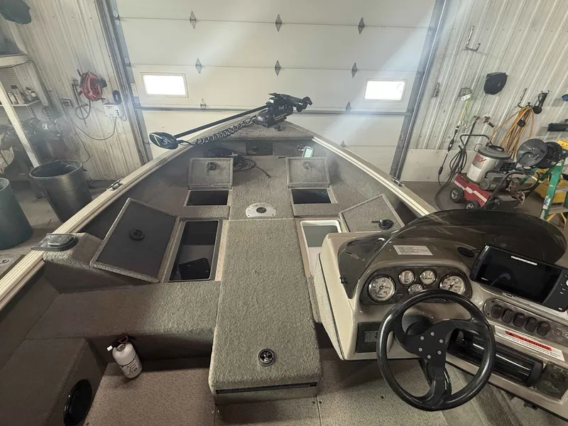 Slide: The Image of Interior view of a 2011 G3 V172 FS boat in a garage. - 10