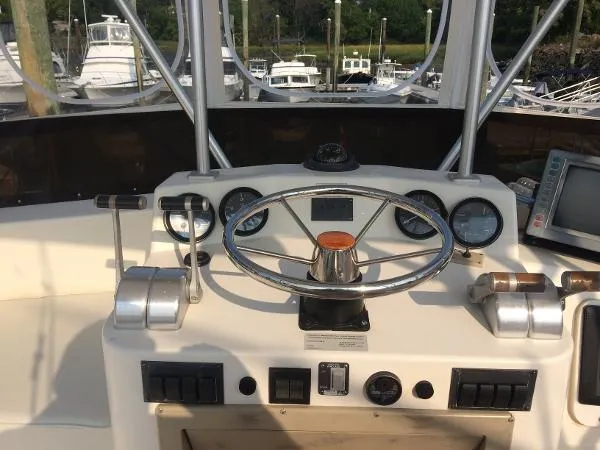 Slide: The Image of Albemarle 325 Convertible 1998 - 4
