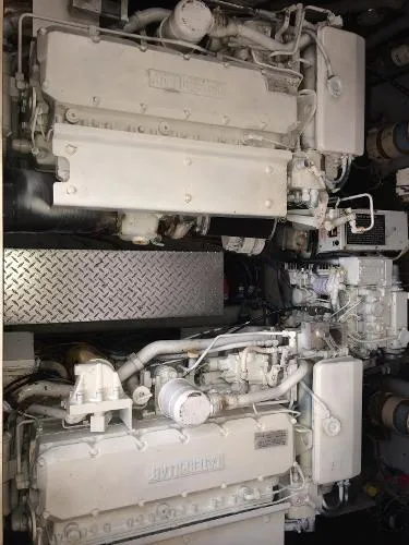 Slide: The Image of Albemarle 325 Convertible 1998 - 9
