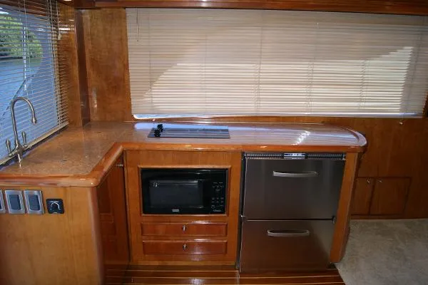 Slide: The Image of Jannace 430C Sport fish 2005 - 8