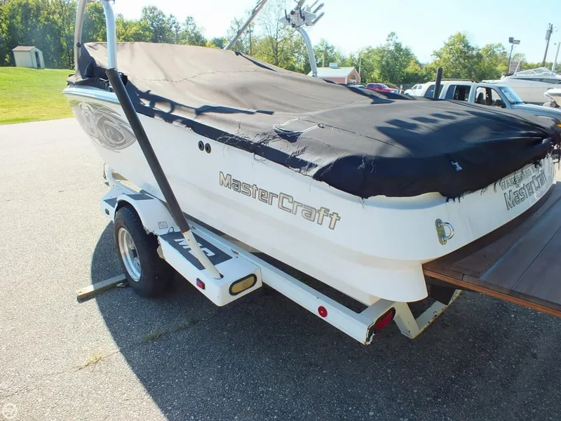 Slide: The Image of Mastercraft X9 2005 - 11