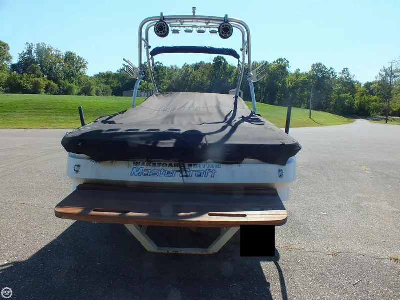 Slide: The Image of Mastercraft X9 2005 - 3