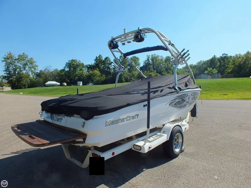 Slide: The Image of Mastercraft X9 2005 - 4