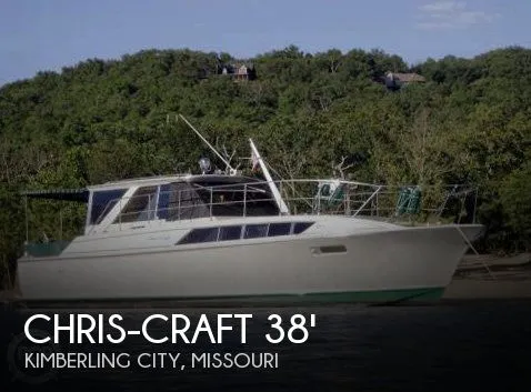 Slide: The Image of Chris-Craft 38 Commander Sedan 1970 - 0