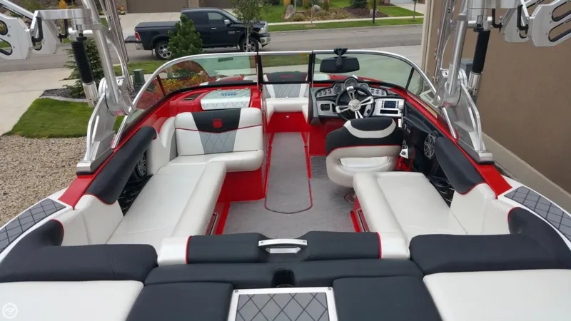 Slide: The Image of Mastercraft X30 2014 - 4
