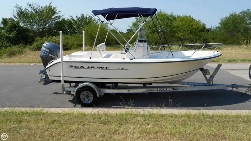 Slide: The Image of Sea Hunt Triton 186 2005 - 5