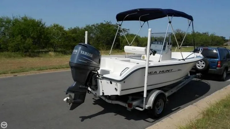 Slide: The Image of Sea Hunt Triton 186 2005 - 7