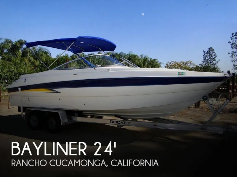 Slide: The Image of Bayliner 249 SunDeck 2004 - 0