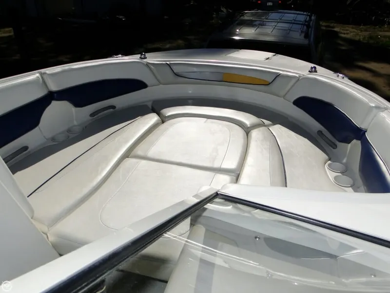 Slide: The Image of Bayliner 249 SunDeck 2004 - 8