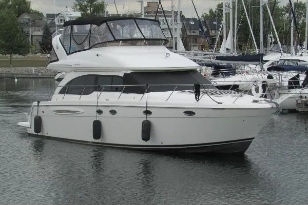 Slide: The Image of Meridian 411 Sedan 2006 - 0