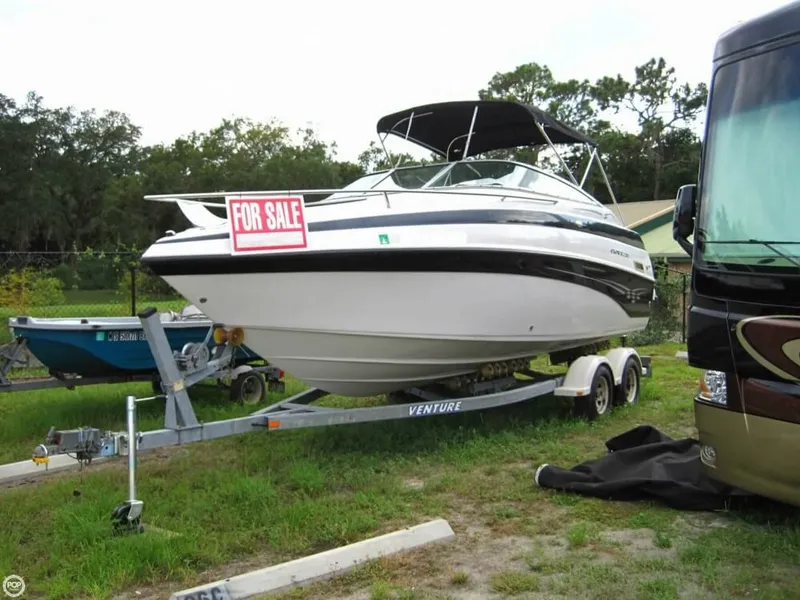 Slide: The Image of Crownline Boats 235 CCR 2004 - 1