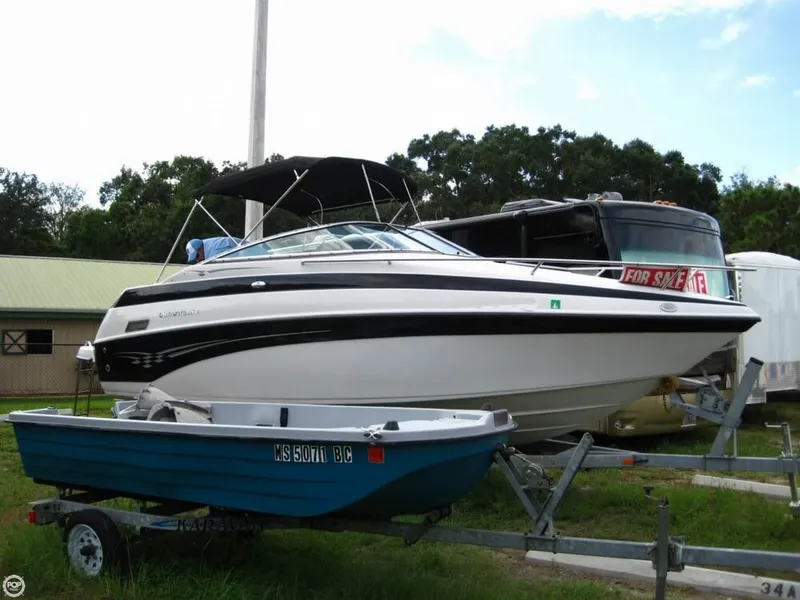 Slide: The Image of Crownline Boats 235 CCR 2004 - 3