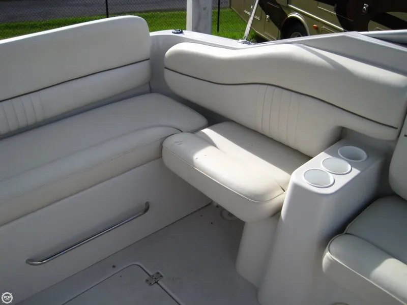 Slide: The Image of Crownline Boats 235 CCR 2004 - 7
