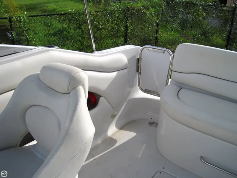 Slide: The Image of Crownline Boats 235 CCR 2004 - 8