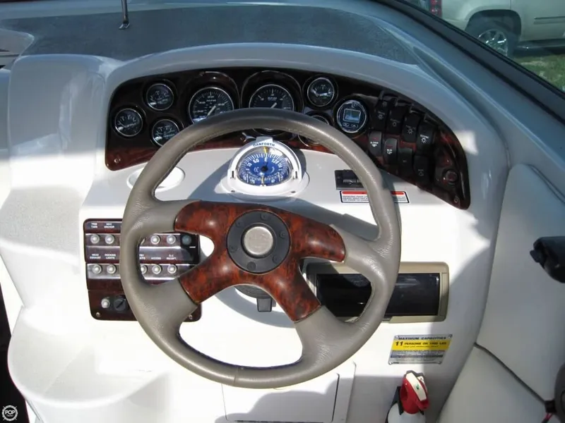 Slide: The Image of Crownline Boats 235 CCR 2004 - 9