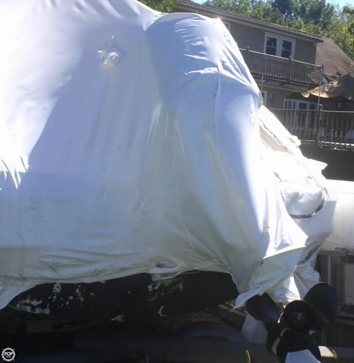 Slide: The Image of Hurricane 248 Fundeck 2000 - 10