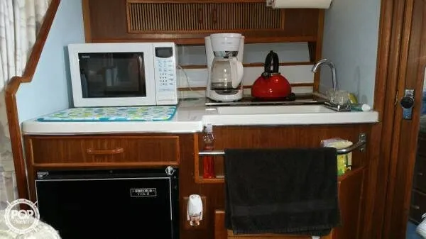 Slide: The Image of Sea Ray 300 Weekender 1988 - 8