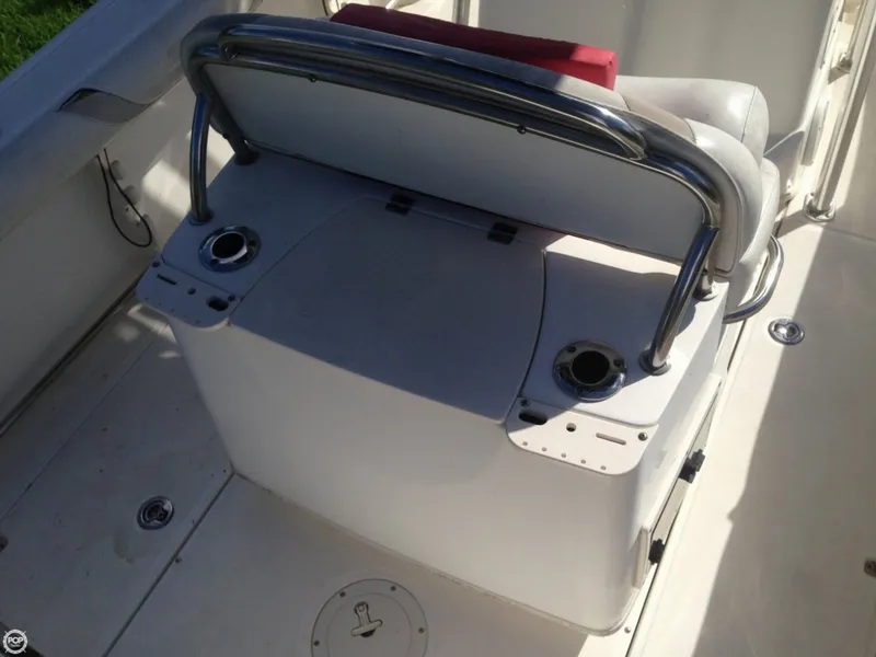 Slide: The Image of Boston Whaler 210 Outrage 2007 - 11
