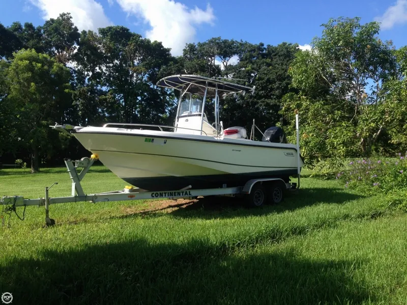 Slide: The Image of Boston Whaler 210 Outrage 2007 - 8