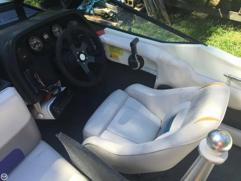 Slide: The Image of Mastercraft Barefoot 200 1994 - 4