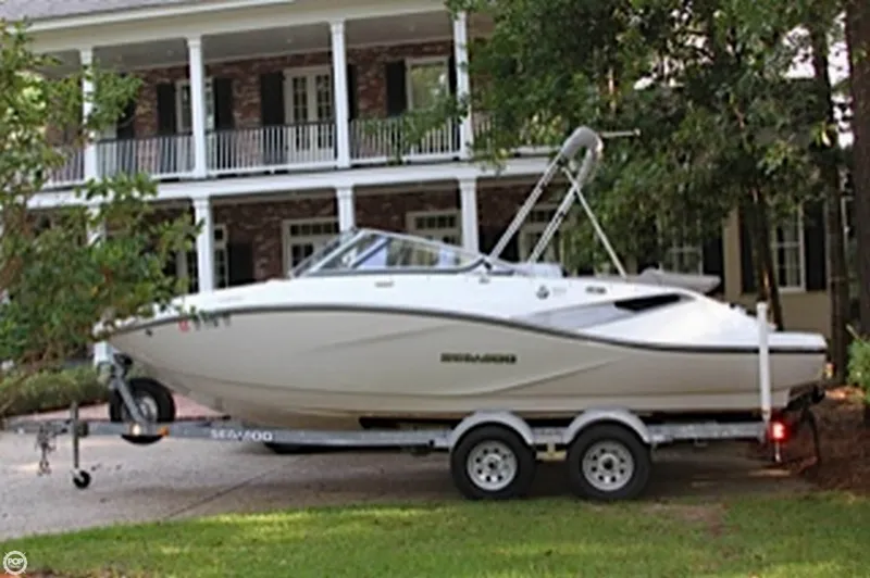 Slide: The Image of Sea-Doo 210 Challenger 2010 - 8