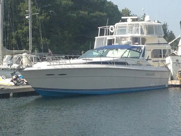 Slide: The Image of Sea Ray Express Cruiser 1988 - 0
