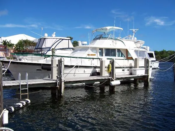 Slide: The Image of Hatteras Motor Yacht 1971 - 0