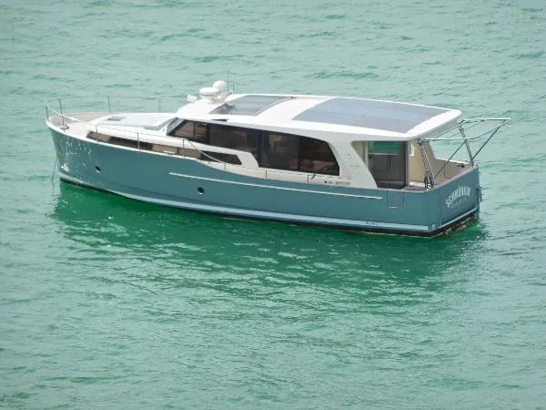 Slide: The Image of Greenline 40 Hybrid Limited Edition 2014 - 7
