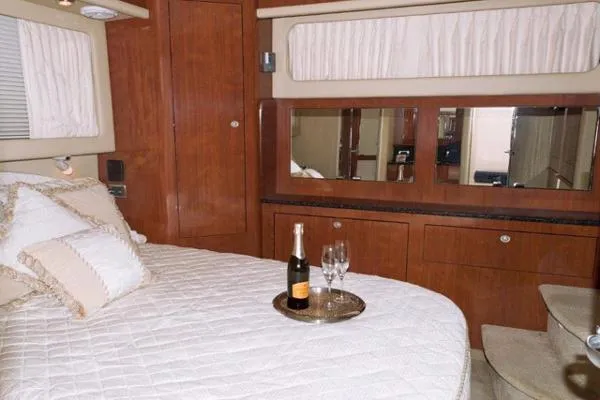 Slide: The Image of Sea Ray Aft Cabin Motor Yacht 2004 - 6