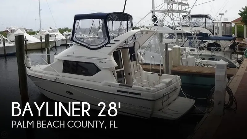 Slide: The Image of Bayliner Ciera 2858 Express CB 1998 - 0