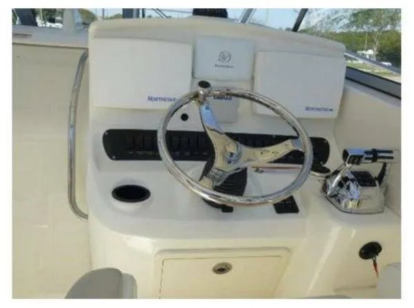 Slide: The Image of Boston Whaler 305 Conquest 2008 - 3